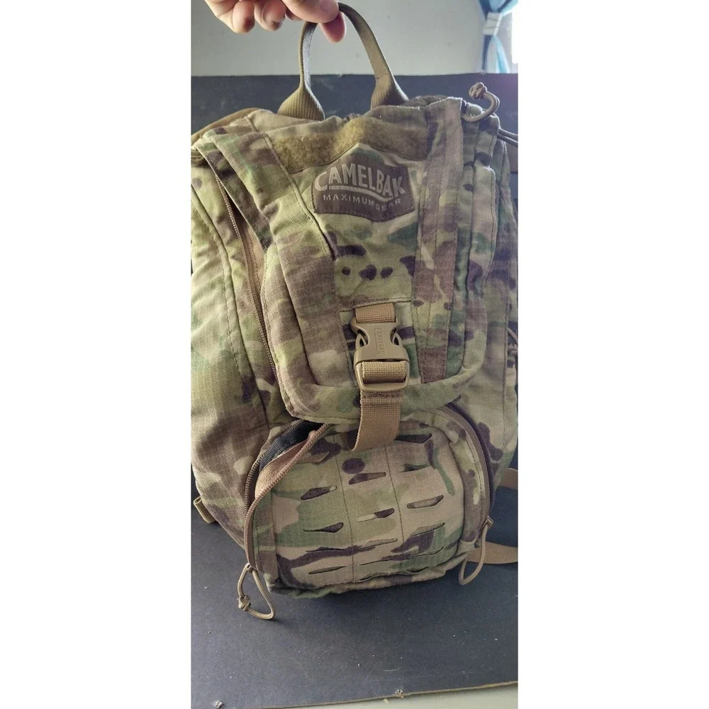 Military tactical use CamelBak Ambush tactical Bag Missing Reservoir Part AS IS